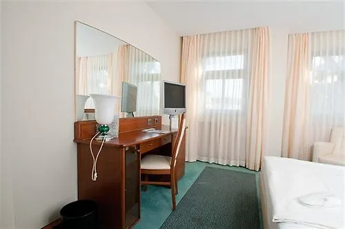 Am Blauen Wunder Hotel 3*