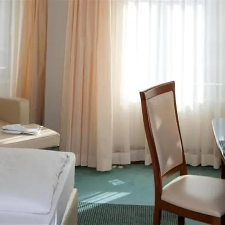 Am Blauen Wunder Hotell