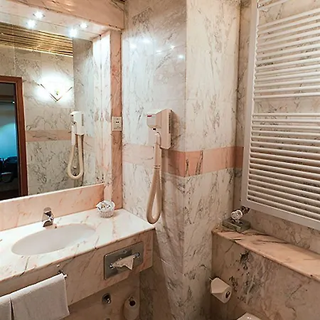 Am Blauen Wunder Hotel 3*