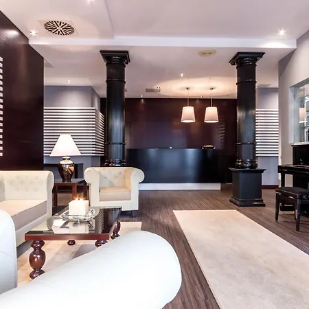 Hotel Am Blauen Wunder 3*