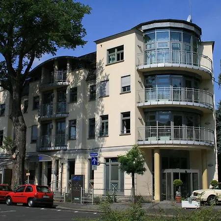 Hotel Am Blauen Wunder 3*