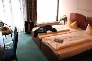 Am Blauen Wunder Отель Дрезден